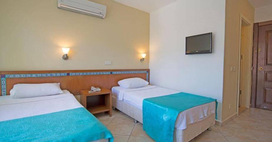 Verde Hotel (Adults Only) İçmeler Exterior photo
